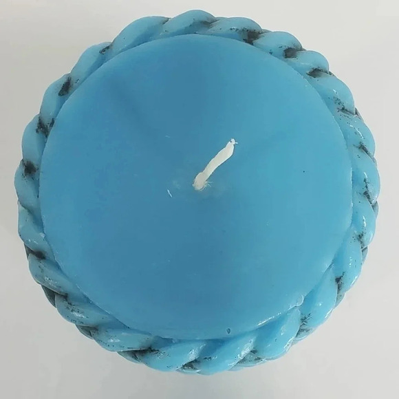 Teal Woven Basket Design 3" T  Wax Candle. - Picture 3 of 10